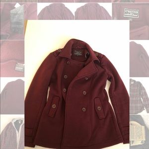 C’ettoi maroon double breasted peacoat
